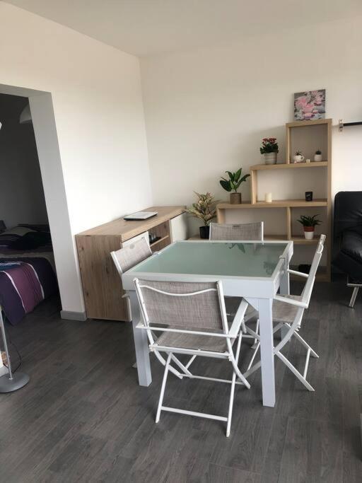 Carnon Plage : Bel Appartement Bien Citue Mauguio Luaran gambar